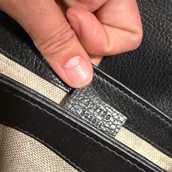 Gucci Crossbody Black Dollar Leather Interlocking GG Chain Bag - Picture 15 of 17